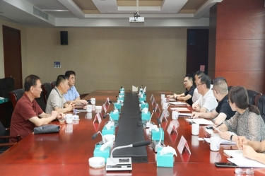 江山市委副書記、市長(zhǎng)徐明峰率隊(duì)赴景興紙業(yè)調(diào)研